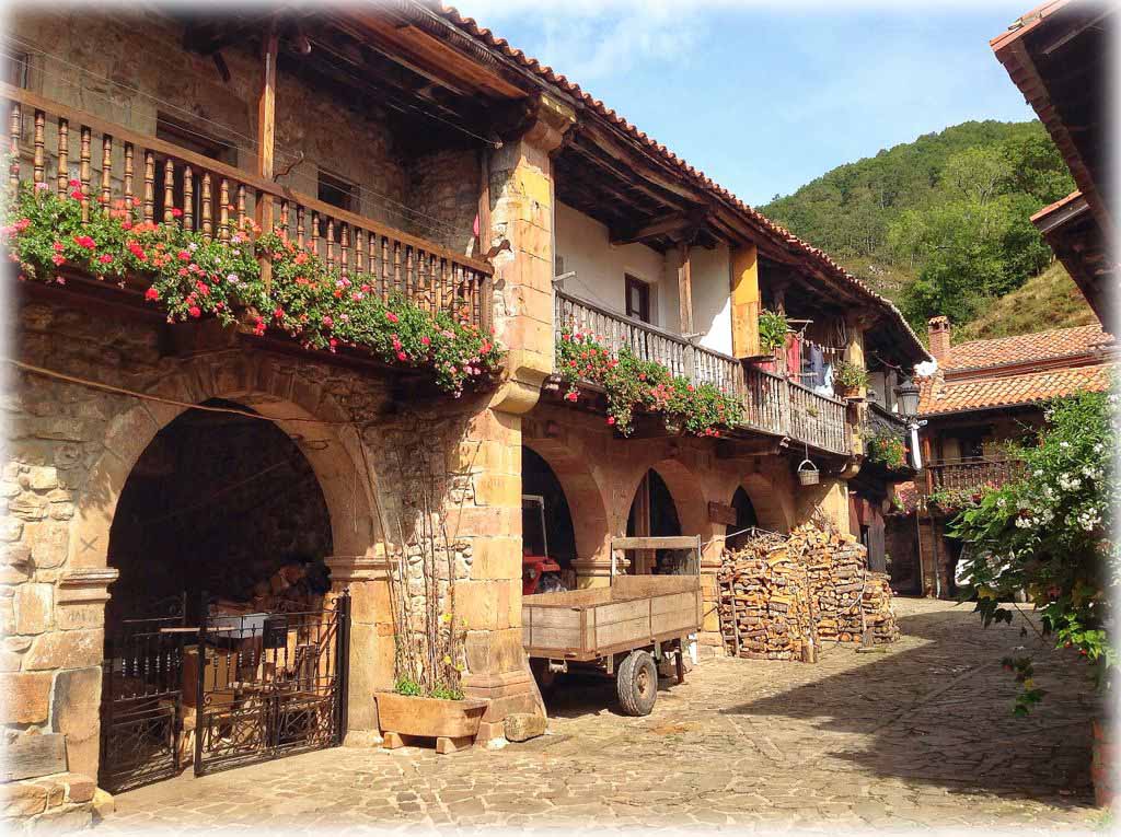Senderismo Hayedo Saja Besaya Cristal de Roca