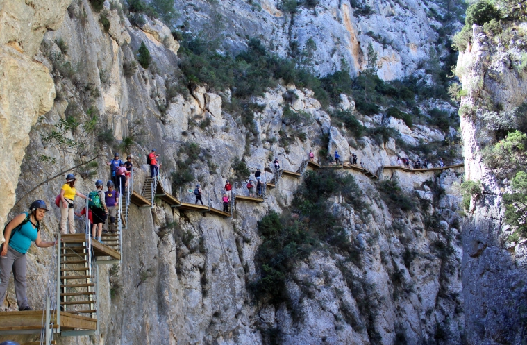 senderismo cristal roca pasarela relleu calpe slider 