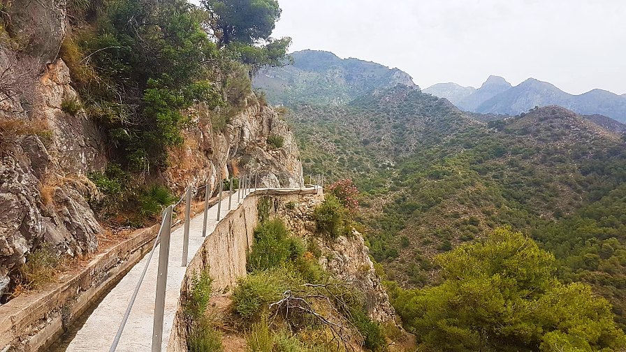 Senderismo Frigiliana Cristal de Roca
